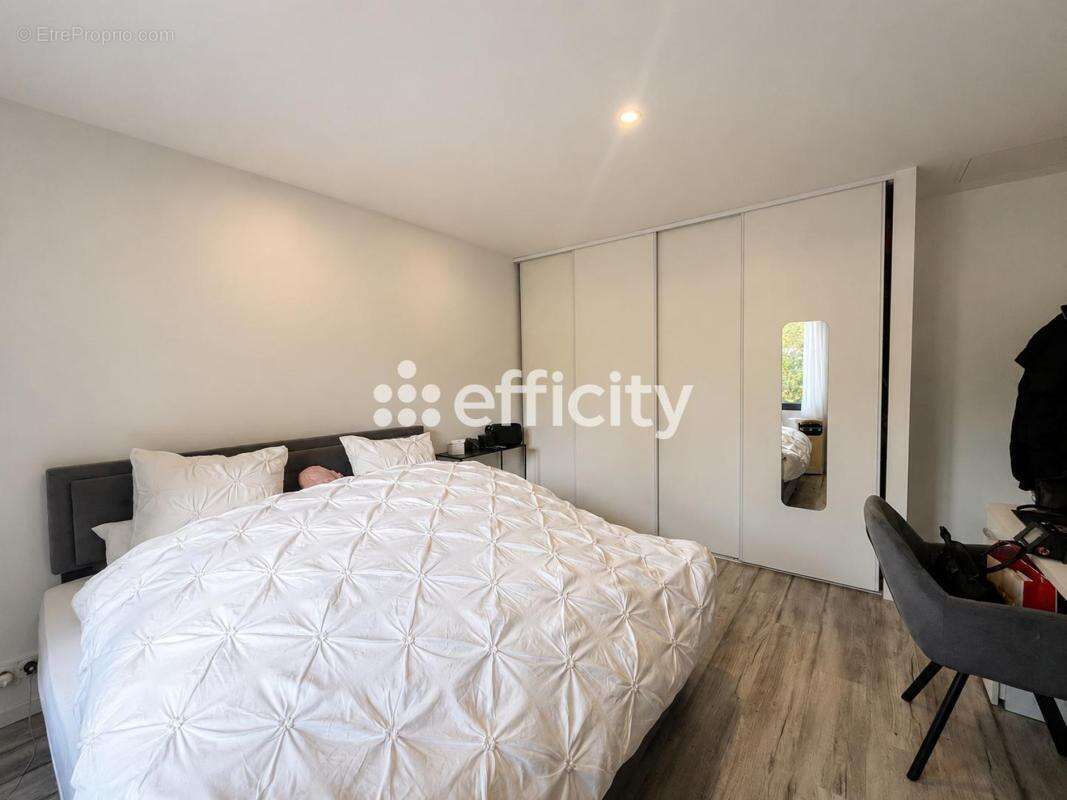 Maison 107 m² à Beruges  - photo 9