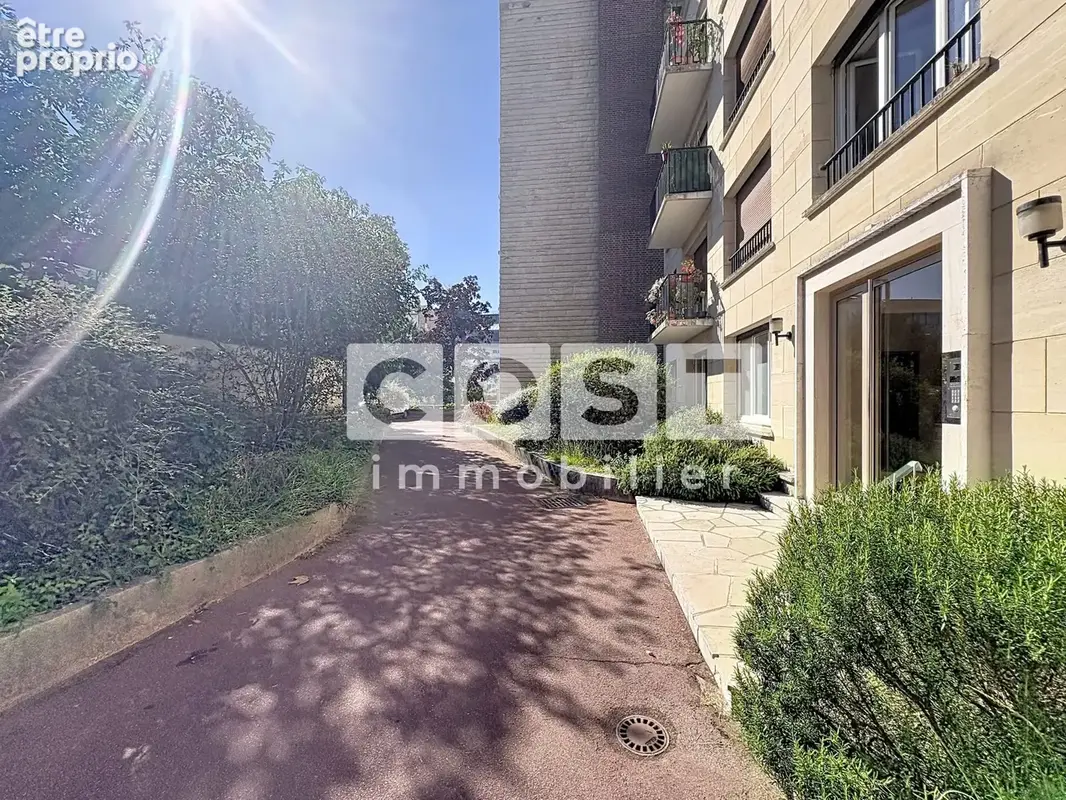 Appartement 3 pièces 48 m² à vendre à La Garenne-Colombes (92250) - photo 9