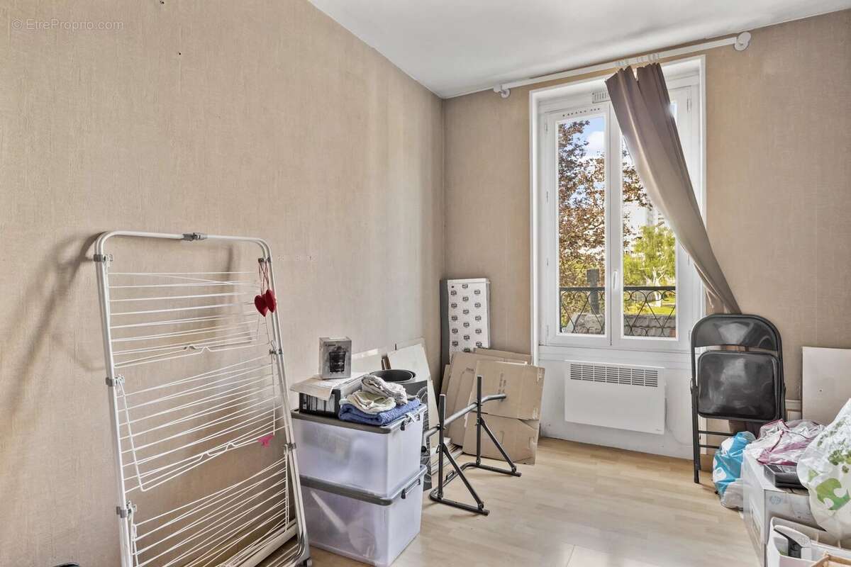 Appartement à AUBERVILLIERS