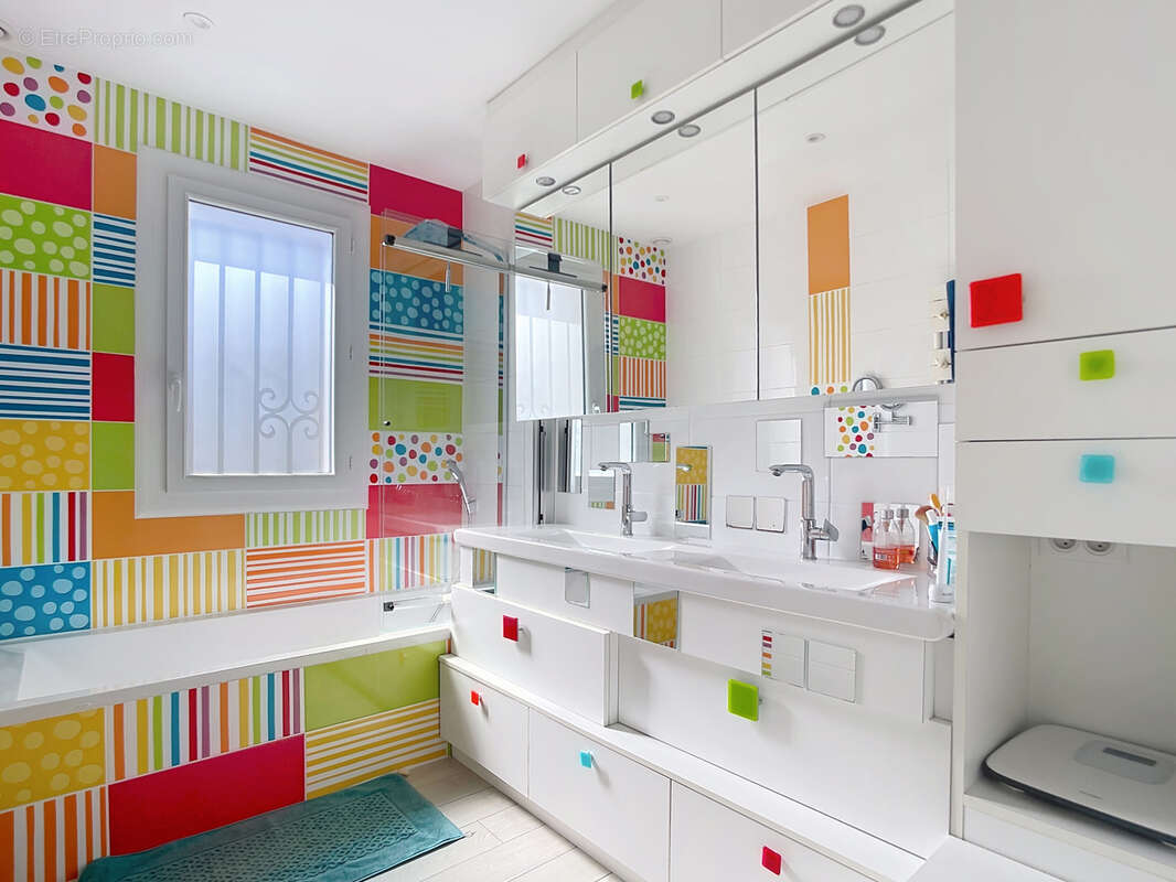 Maison à FRANCHEVILLE