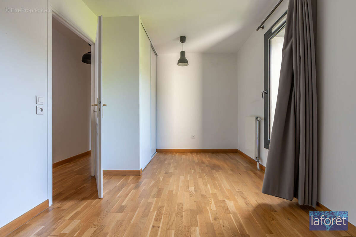 Appartement à NOGENT-SUR-MARNE