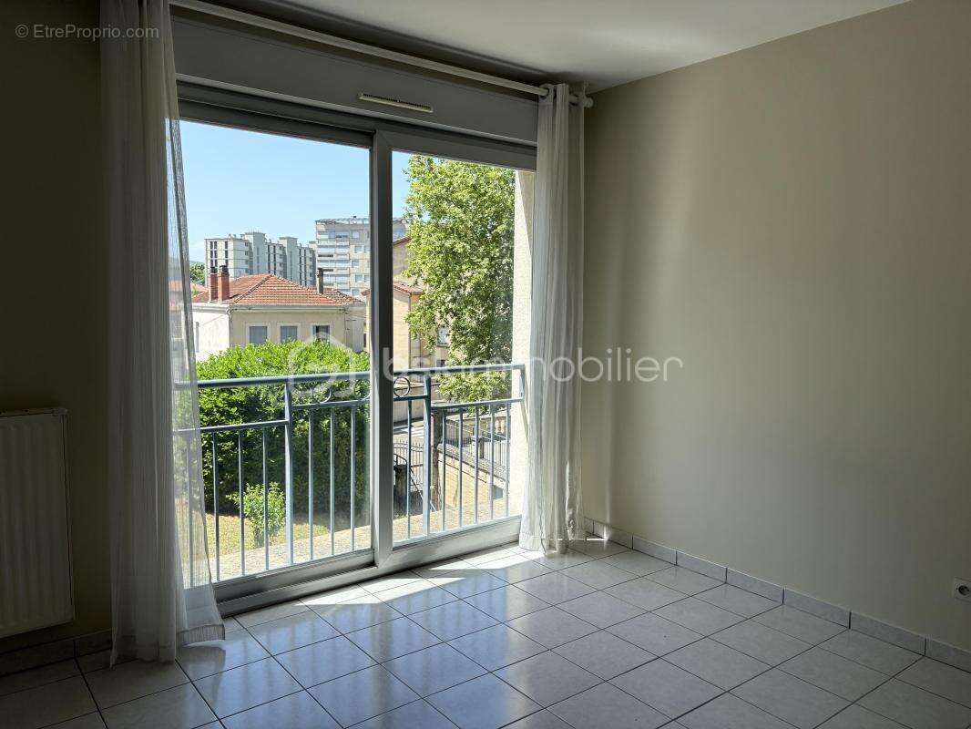 Appartement T3 dans résidence sécurisée - photo 3