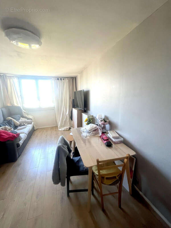 Appartement à MONS-EN-BAROEUL