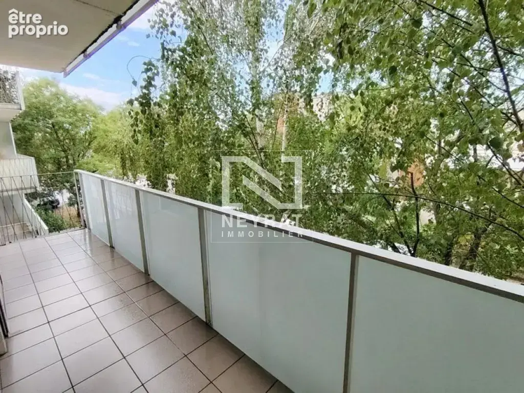 St jean des vignes appartement avec terrasse et garage - photo 2