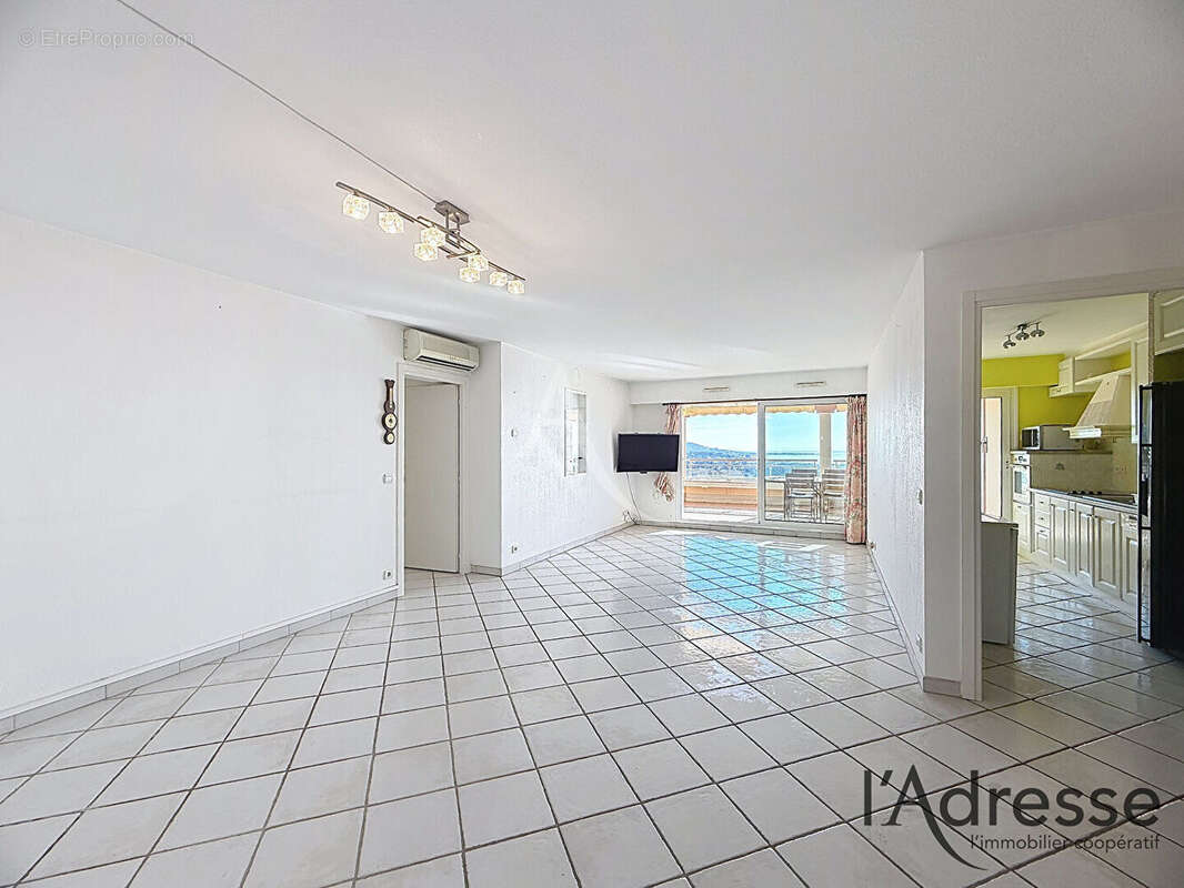 Magnifique appartement 4 pièces de 103,5m2 avec un double garage et une cave ! - photo 9