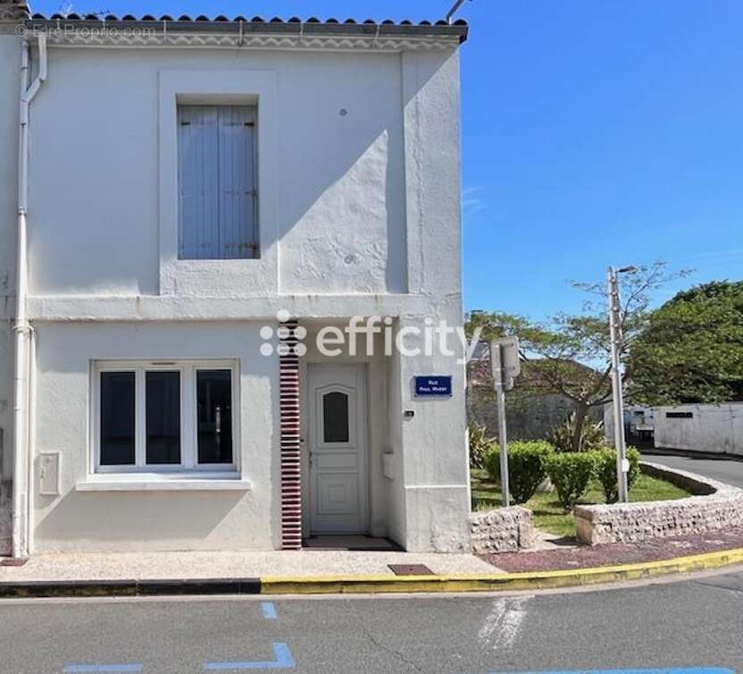 Maison à MESCHERS-SUR-GIRONDE