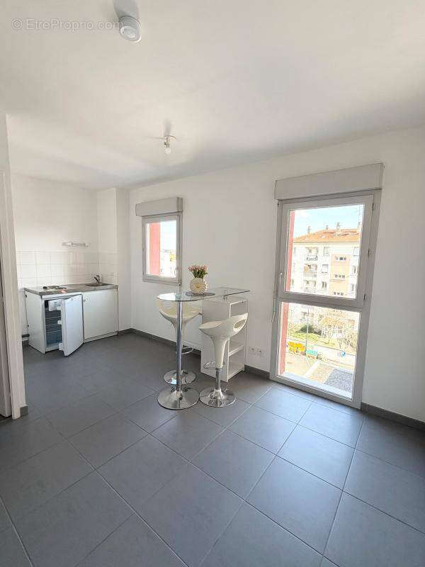 Appartement à VERNAISON