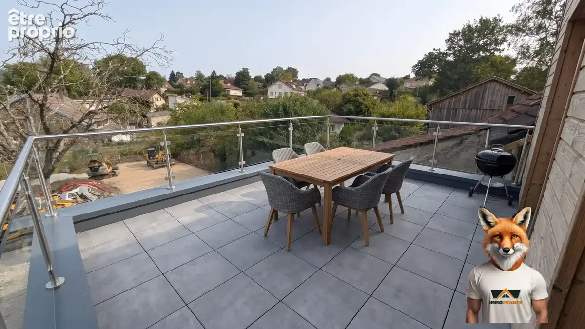 Appartement à CHAMPVANS-LES-MOULINS