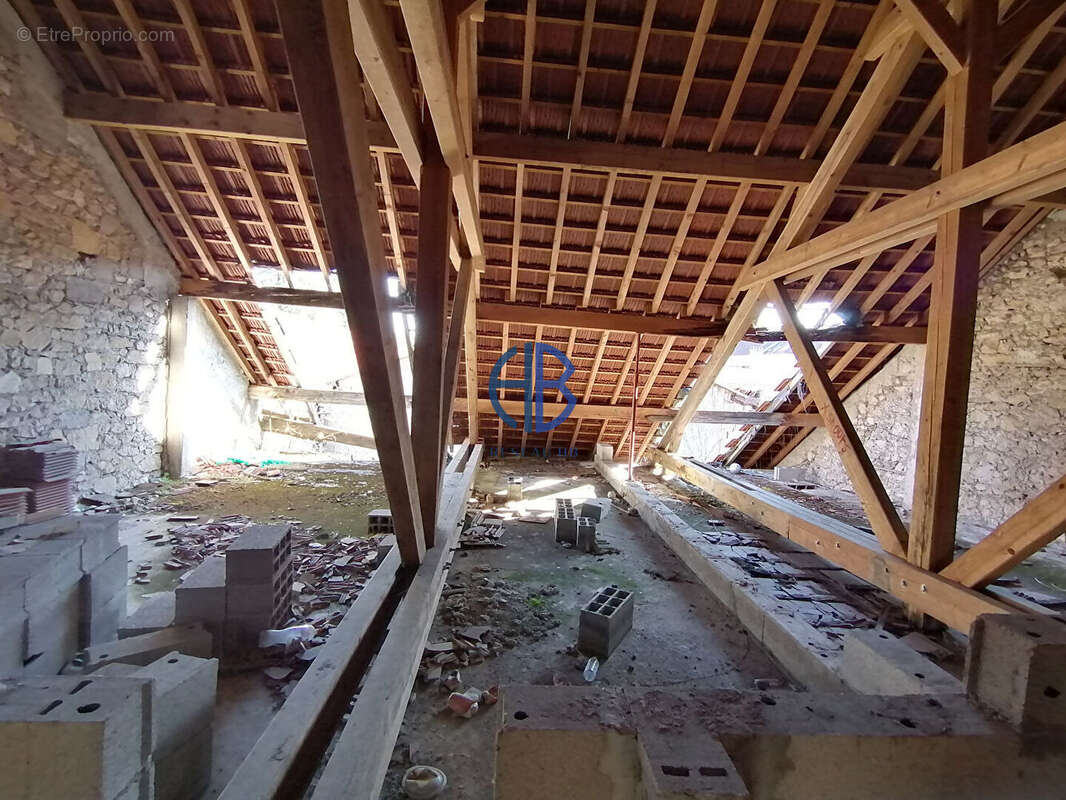 Appartement à BELLEY