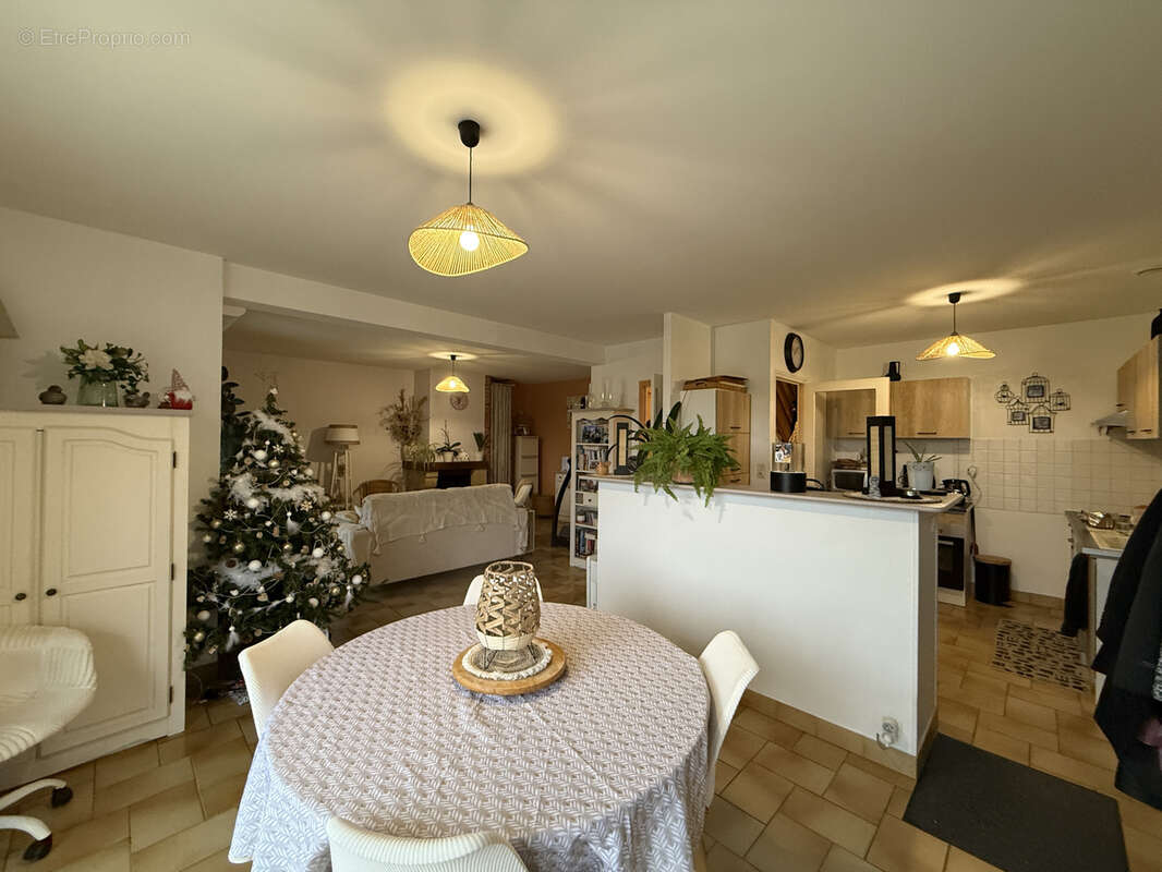 Maison à ISIGNY-LE-BUAT