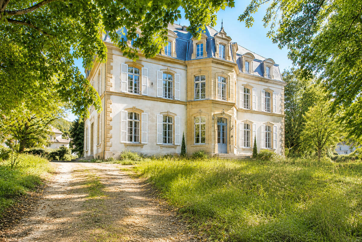 Appartement à ARS-SUR-MOSELLE