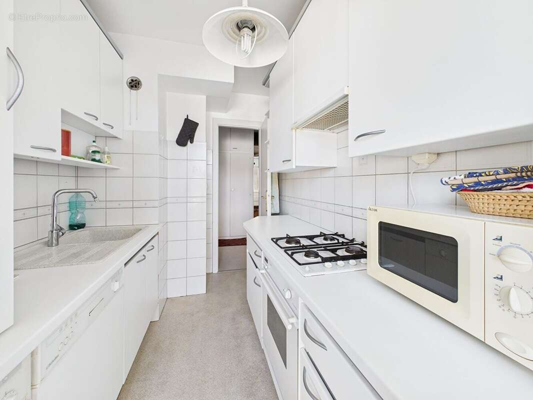 F2 de 39.66 m² avec un balcon de 7.58 m² en vente rue Stenger-Bachmann - photo 7