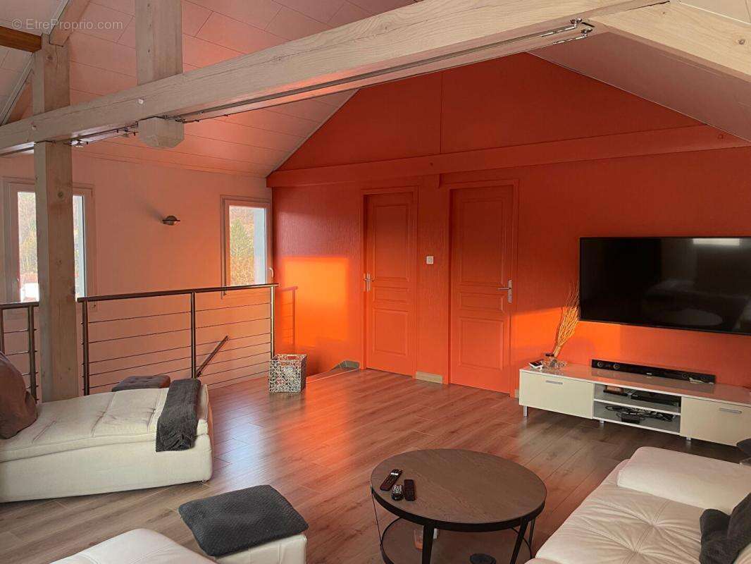 Maison de 2003 , 165m2 habitables et terrain de + 50 ares - photo 7