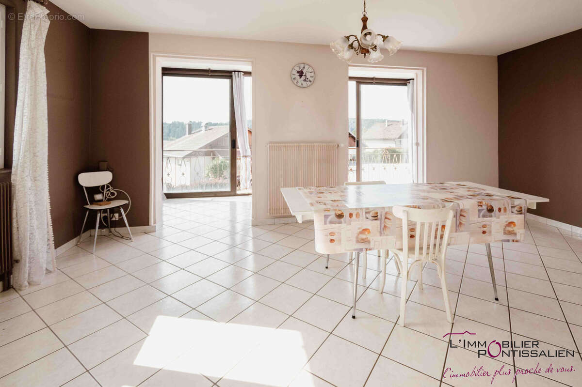 Vaux et chantegrue maison familiale evolutive sur 615 m2 - photo 14