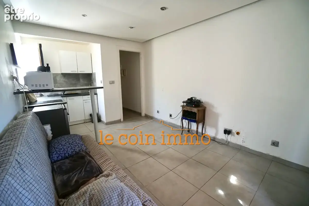 Appartement 1 pièce 18 m² à vendre à Antibes (06600) - photo 2