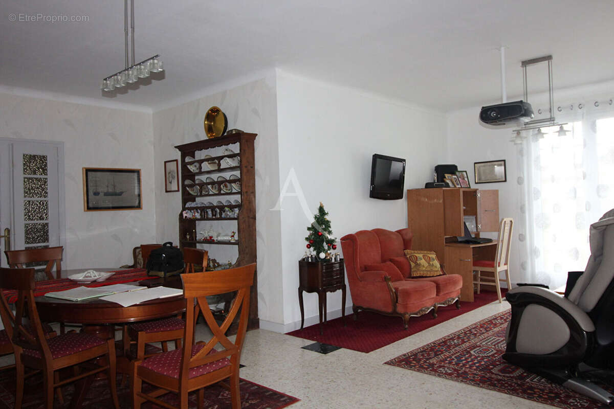 Maison à MAS-GRENIER