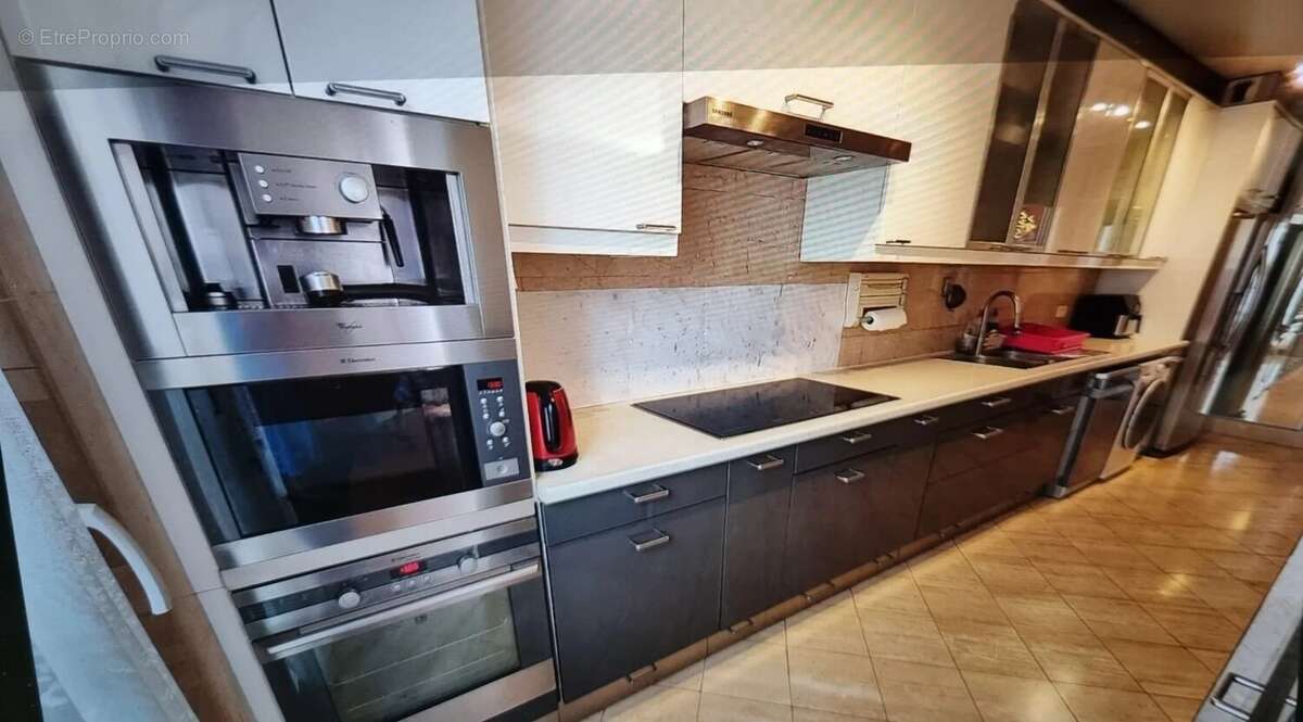 Appartement à BOULOGNE-BILLANCOURT