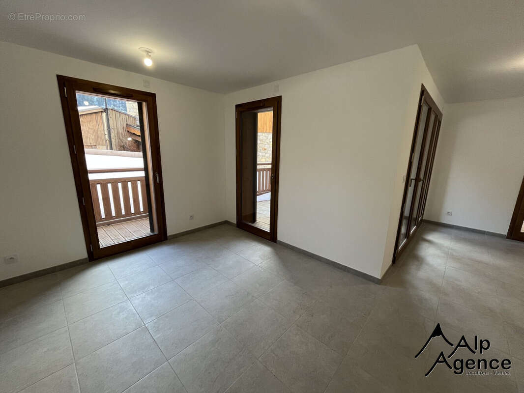Appartement à CHAMPAGNY-EN-VANOISE