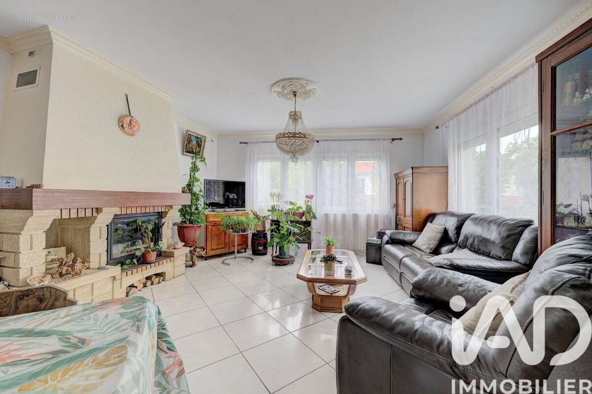 Photo 2 - Maison à LE PERREUX-SUR-MARNE