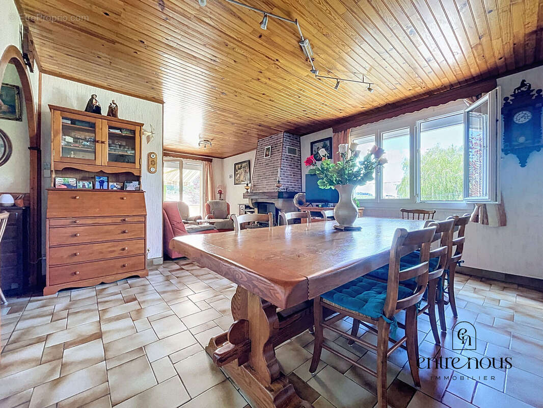 Photo 7 - Maison à COURS-LA-VILLE