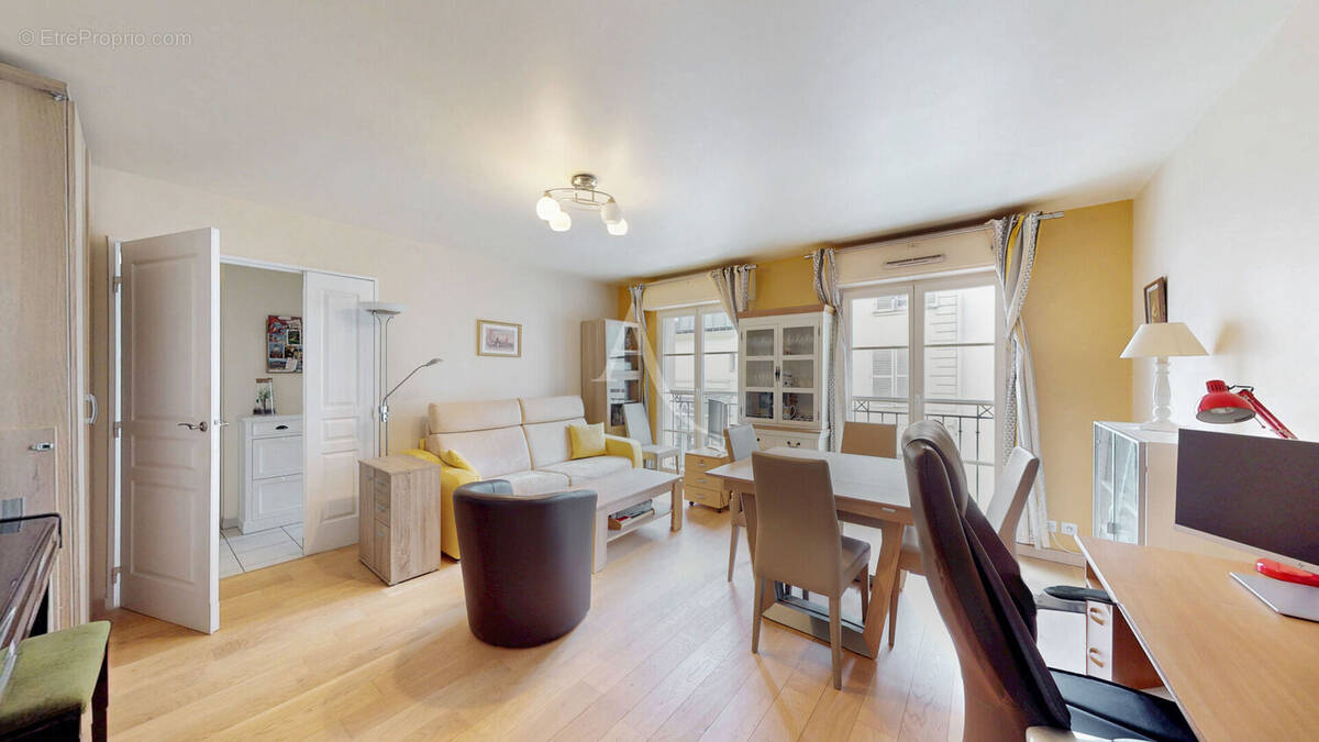 Appartement à LE PLESSIS-ROBINSON