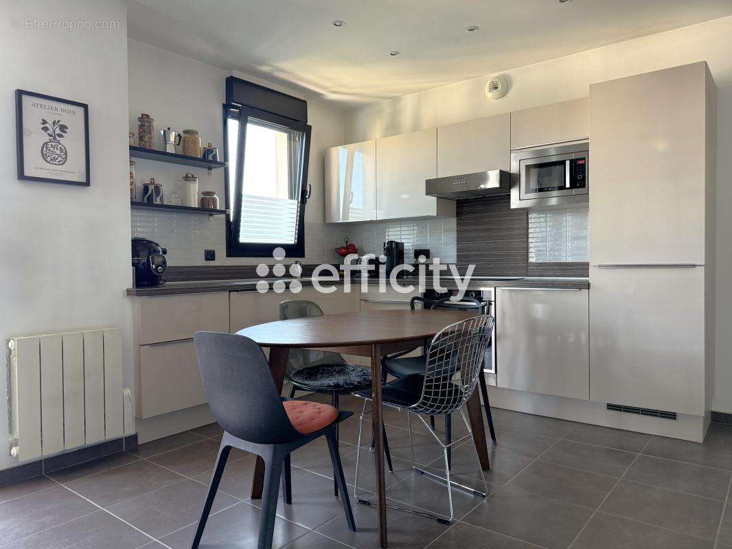 Appartement à LE PERREUX-SUR-MARNE