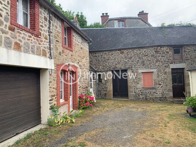 Maison à SAINT-JEAN-LE-THOMAS