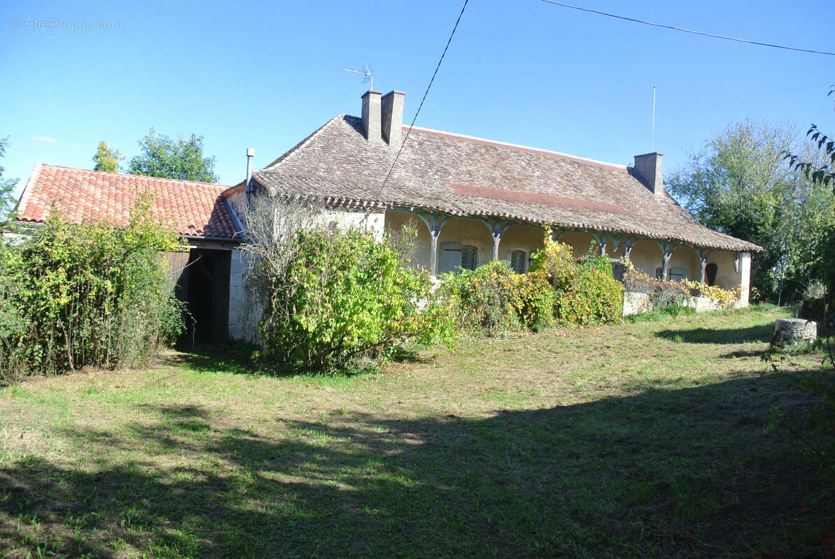 Maison à MAUVEZIN-SUR-GUPIE