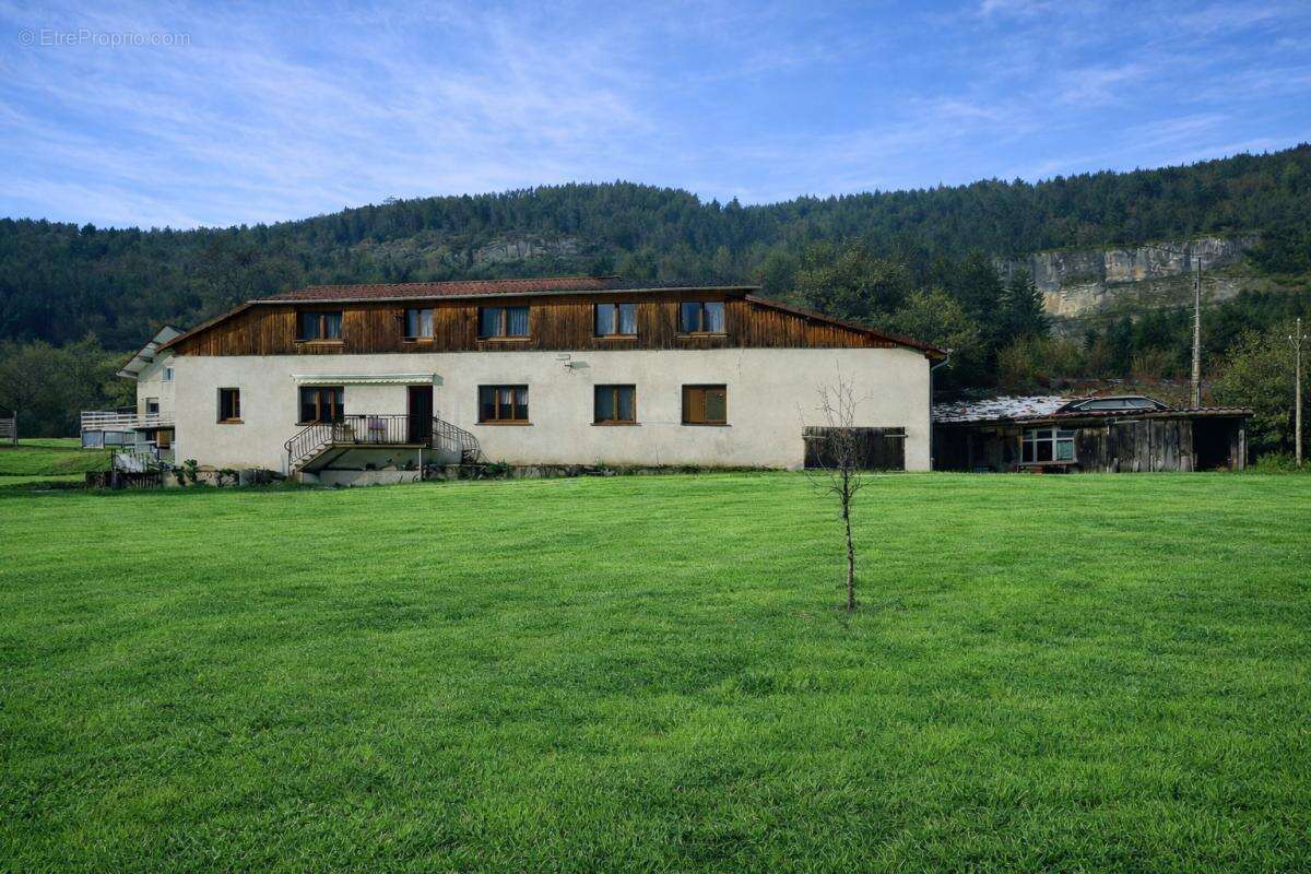 Maison à ROSUREUX