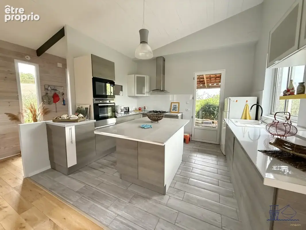 Maison 105 m² à Floirac  - photo 7