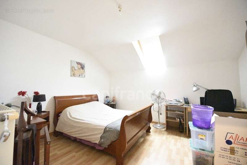 Maison à BONNIERES-SUR-SEINE