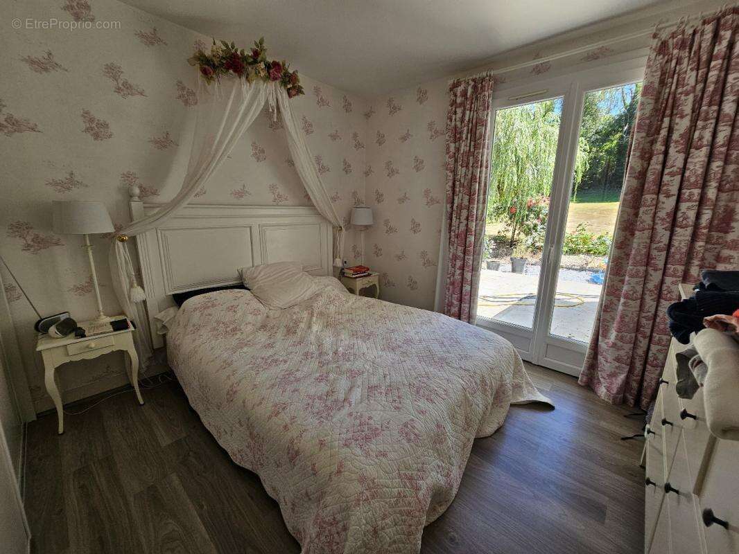 Maison 200 m² à Saint-Germain-De-Pasquier  - photo 17