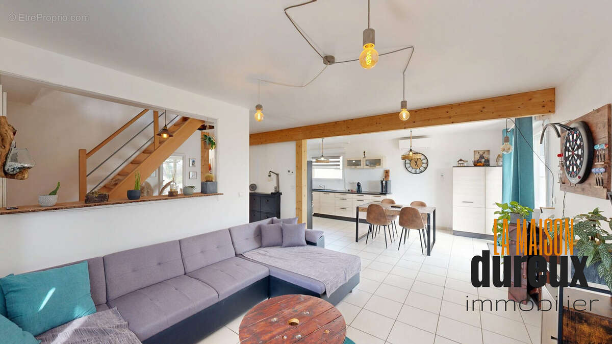 Maison à PONTAILLER-SUR-SAONE