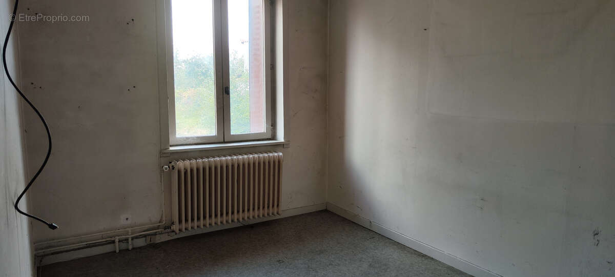 Appartement 32 m² à Sainte-Foy-L'argentiere  - photo 2