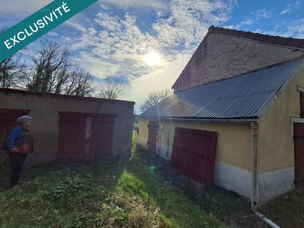 Photo 9 - Maison à CERCY-LA-TOUR