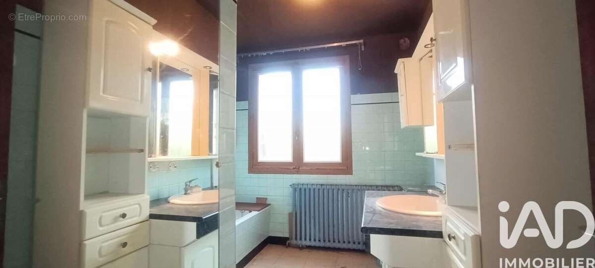 Photo 8 - Maison à BRIENON-SUR-ARMANCON