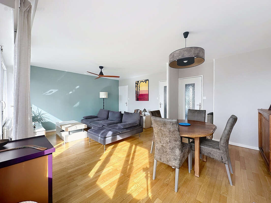 Appartement à LYON-5E