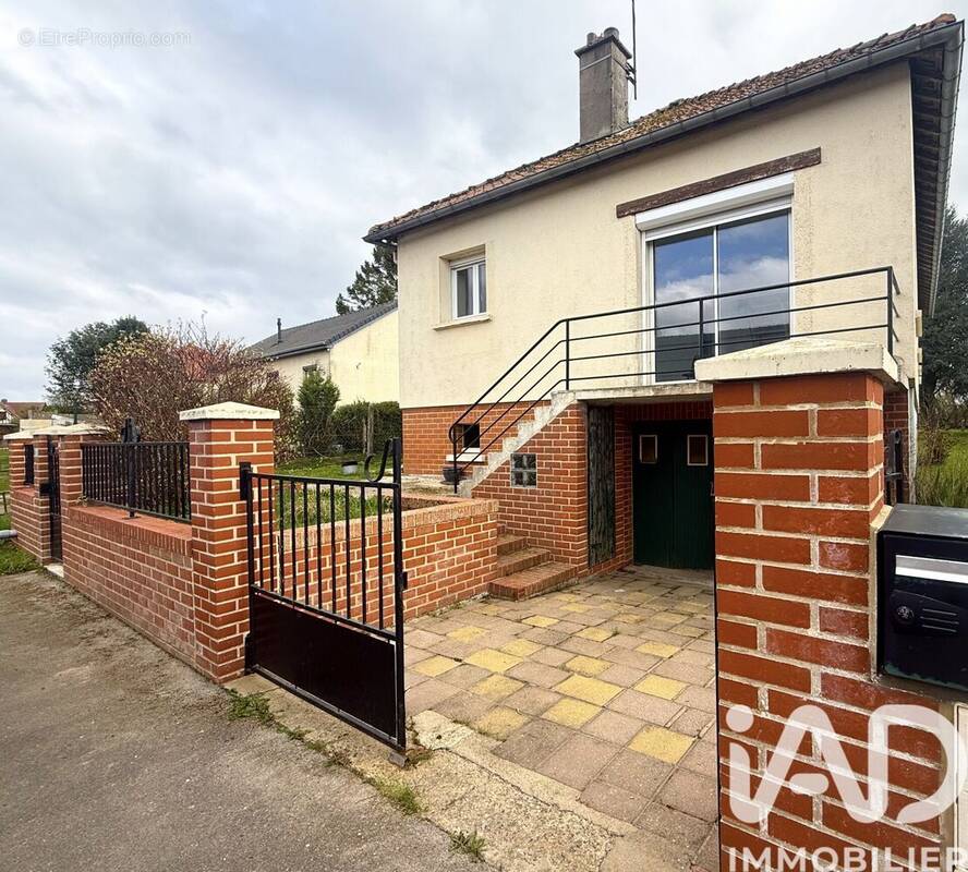 Photo 1 - Maison à FORMERIE