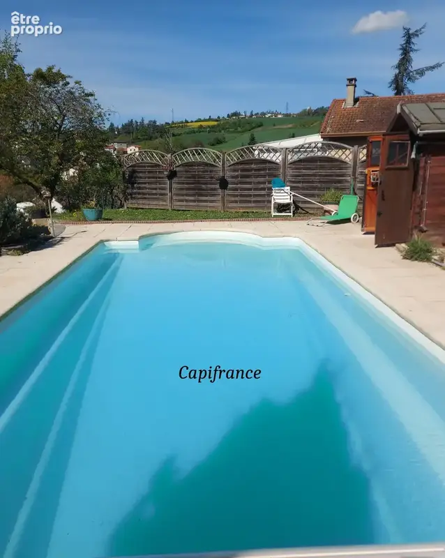 Maison familiale avec grand terrain, piscine – Saint-Martin-la-Plaine - photo 15