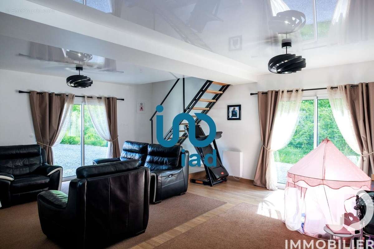 Photo 2 - Maison à LIANCOURT