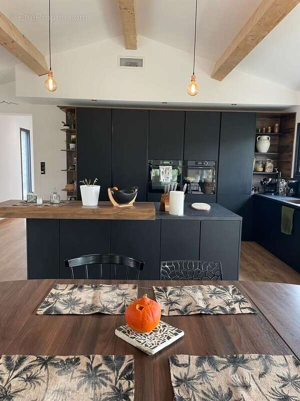 Maison 140 m² à La Cadiere-D'azur  - photo 26