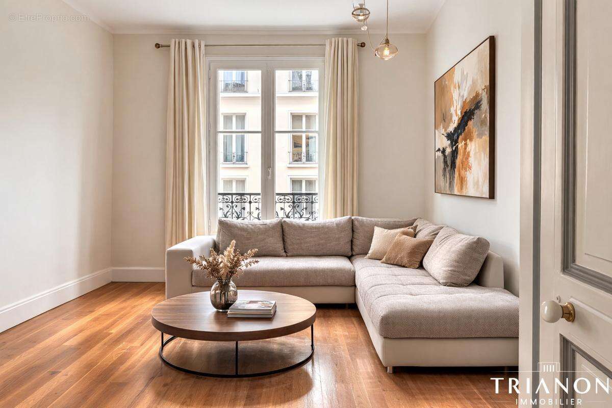 Appartement à NEUILLY-SUR-SEINE