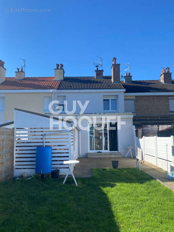 Maison à ARMENTIERES