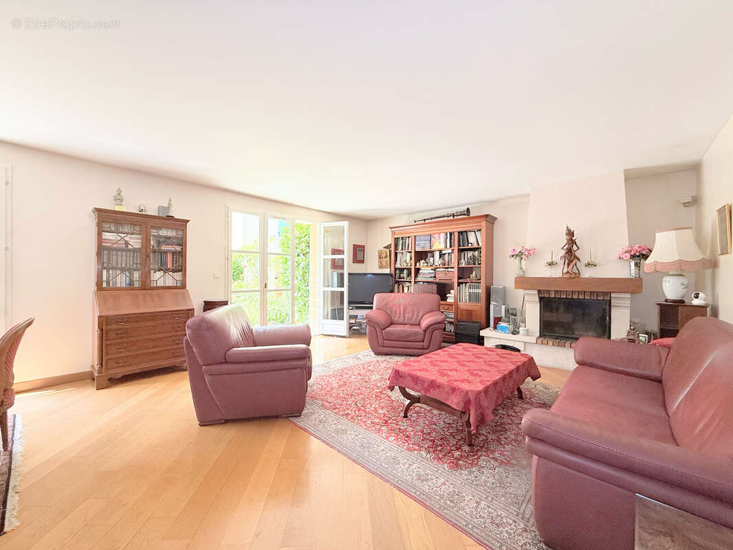 Maison à RUEIL-MALMAISON