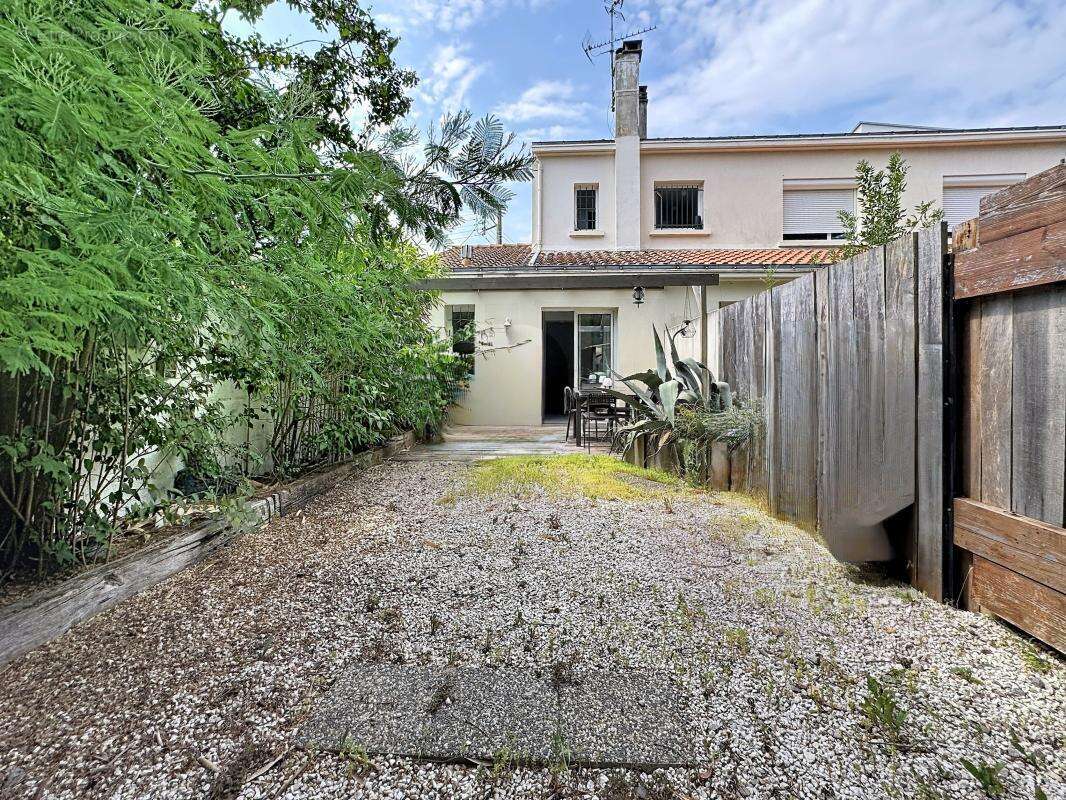 Appartement À Vendre - photo 9