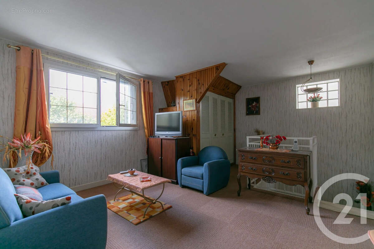 Maison à CHAMPIGNY-SUR-MARNE