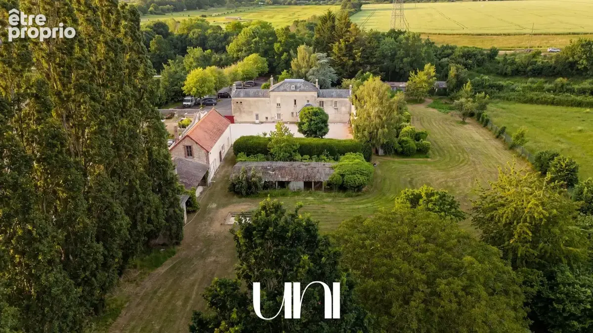 Maison 8 pièces de 232 m2 avec dépendances - SAINT ANDRE SUR ORNE - photo 11