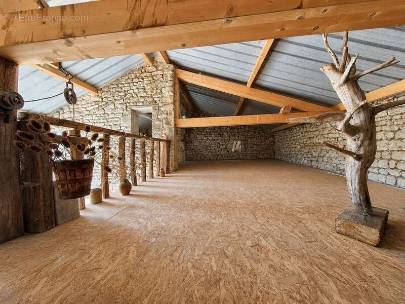 Maison à BORDS