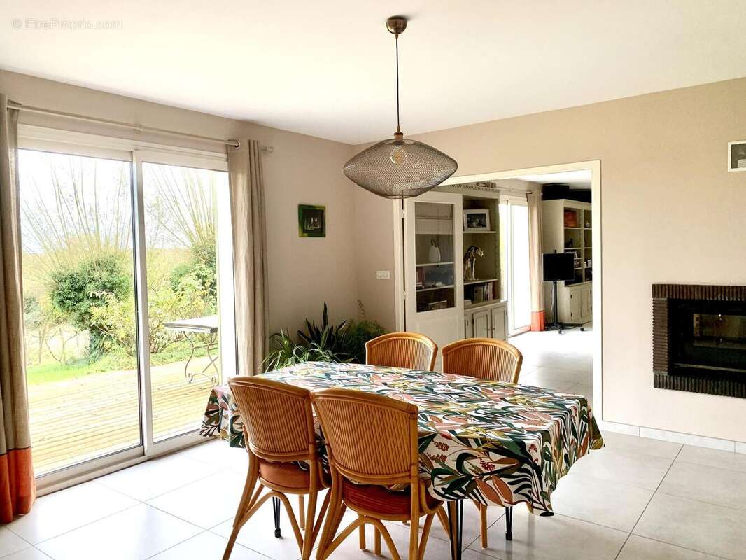 Maison 130 m² à Louhans  - photo 6