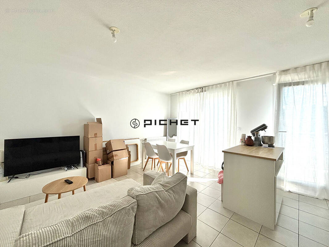 Appartement à THOUARE-SUR-LOIRE